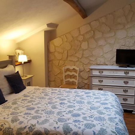 Bed and Breakfast Les Tilleuls Saint-Pé-Delbosc Zewnętrze zdjęcie