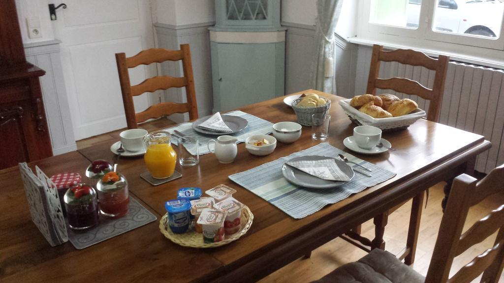 Bed and Breakfast Les Tilleuls Saint-Pé-Delbosc Zewnętrze zdjęcie
